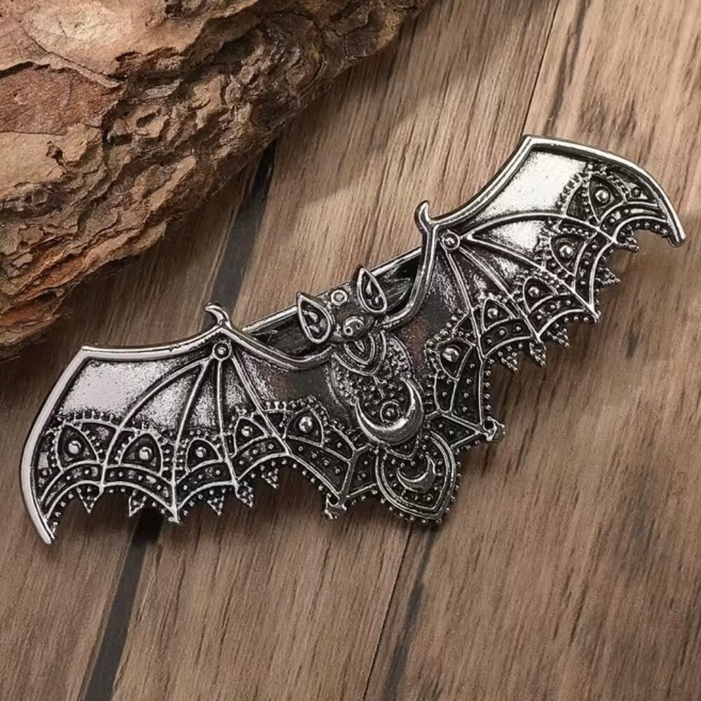 Viking Retro Gothic Bat Moon Hair Clip Spring Clip Hair Accessories Z2